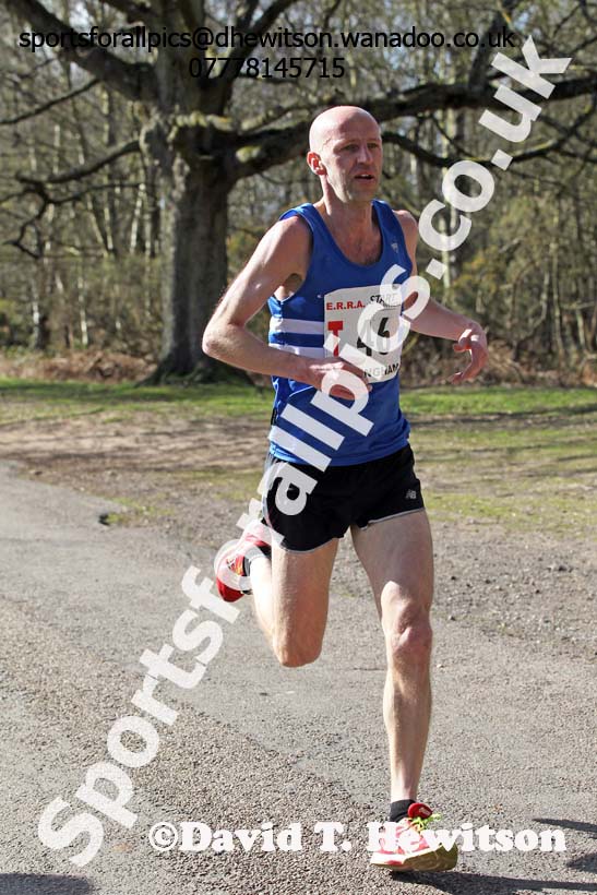 Mens 12 stage relay, Enlgish National 12 and 6 Stage Road Relays. Photo: David T. Hewitson/Sports for All Pics